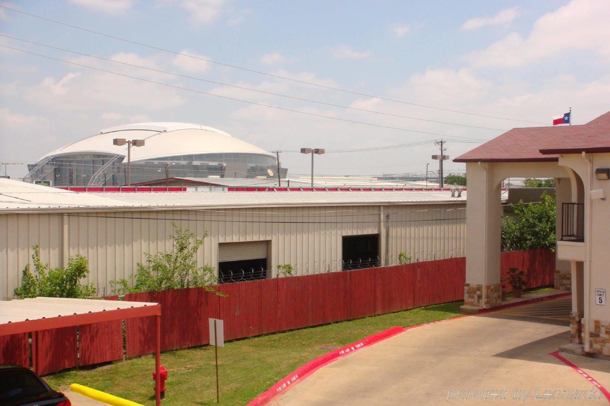 Executive Inn Of Arlington, Near At&T Stadium Bagian luar foto